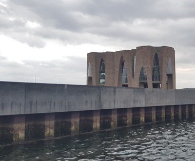 STORE BETONFLISER OG KAJKANTER TIL KAJANLÆGGET