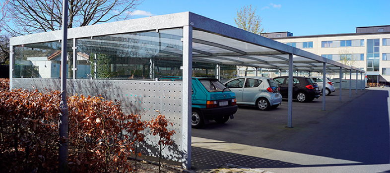 Fladt tag, buet tag, vedhængt carport, carport i stål