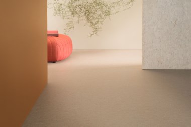 Svanemærket gulve, linoleum, harpisk, træmel og miljøvenlige farvepigmenter