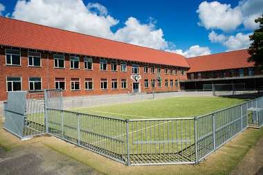 Multibanen er Klokkerholm skolens centrum