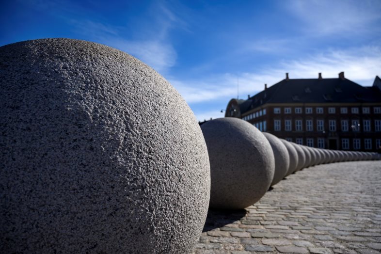 Områdesikring af Christiansborg med stenkugler