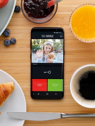 muliggør mobil dørkommunikation på Smartphonen