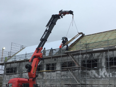 Til taget på materielgården er valgt den traditionsrige Pandeplade