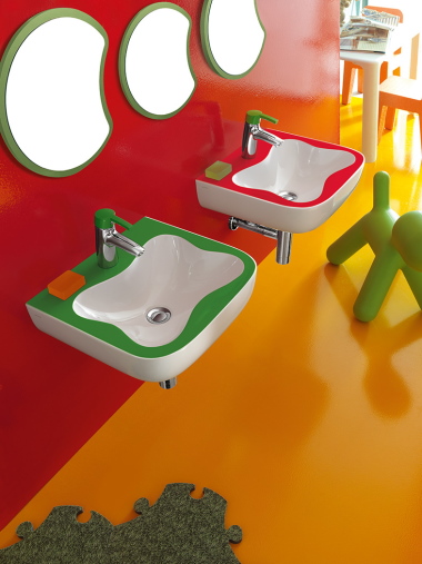 FLORAKIDS er navnet på LAUFENs badeværelsesserie, der er designet eksklusivt til børn