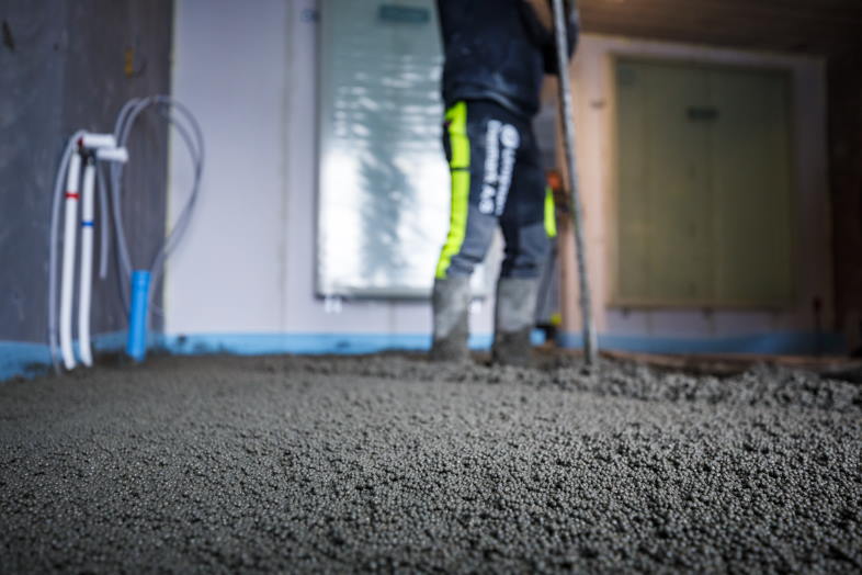 Uniplan Danmark A/S, Thermolit/EPS-beton er en blanding af cement, polystyrenkugler og vand