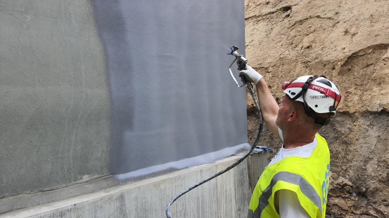 Gottfred Petersen, Hurtigtørrende og fleksibel vandtætningsmembran, baseret på cement og polymer dispersion