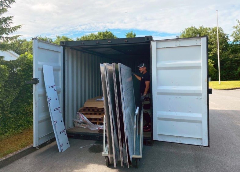 Boxit, flyttecontainer rykker ind på byggepladsen