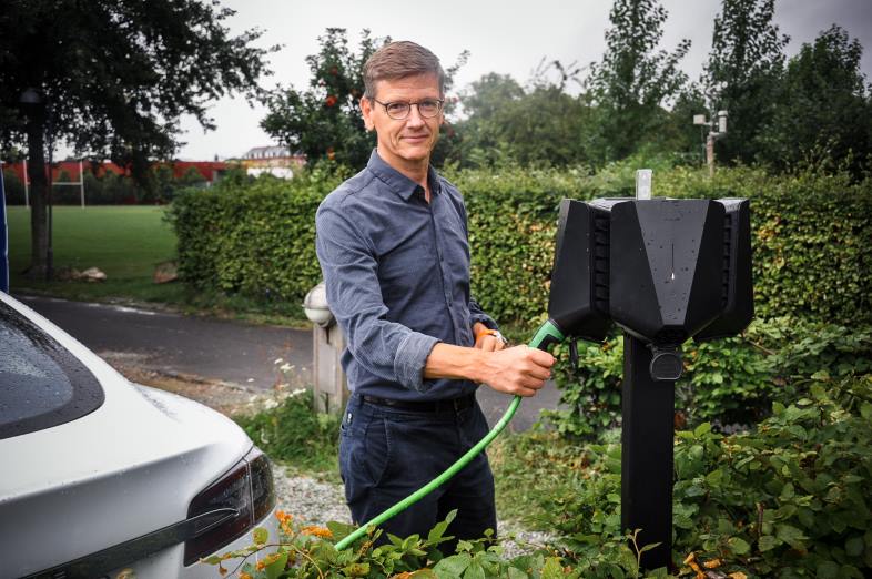 Dansk Kabel TV, Ladestandere til el- og hybridbiler 