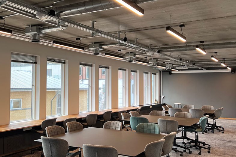 Skjult Blaze mount Stilfuld og god belysning til det moderne kontor | Byggematerialer.dk
