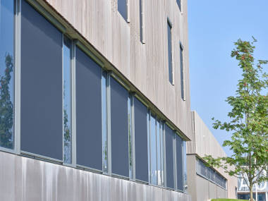 Alux har leveret en komplet solafskærmningsløsning til Aalborg Universitet i Esbjerg