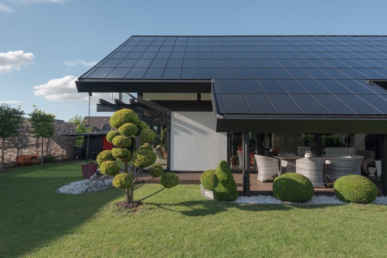 Ennogie leverer ca. 3500 m2 solcelletage til Plushusene 