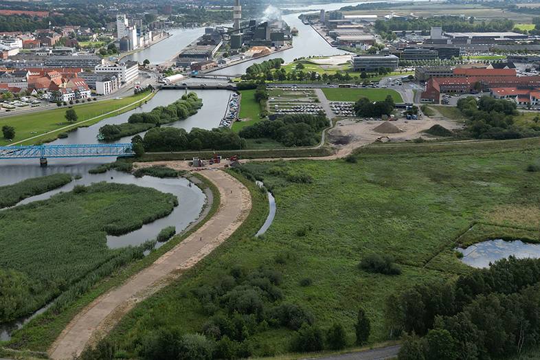 Leca reducerer hvileperioderne under digebygning 