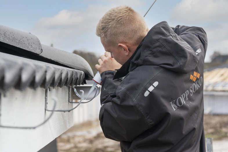 Stål Plus tagrender er lette at montere, da de limes