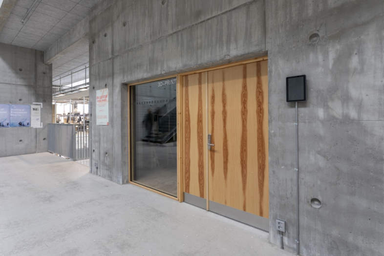 Rustikke Swedoor-døre til ny og prisvindende arkitektskole 