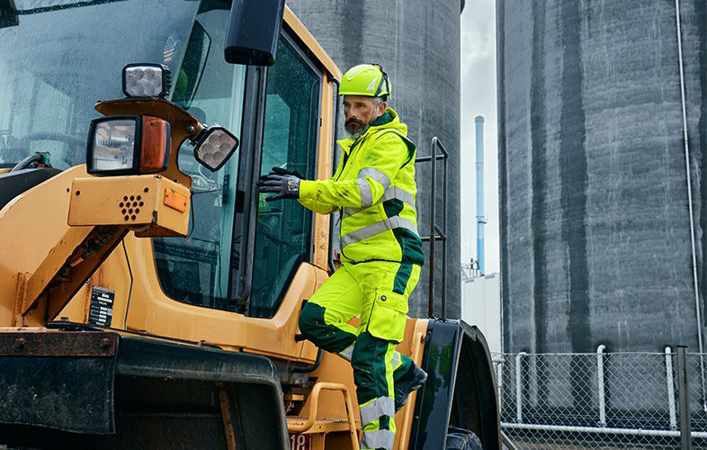 Udforsk ENGELs udvidede Safety kollektion