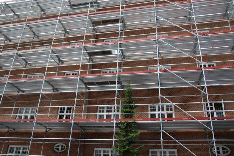 Layher Allround stilladssystem på Holmbladsgade