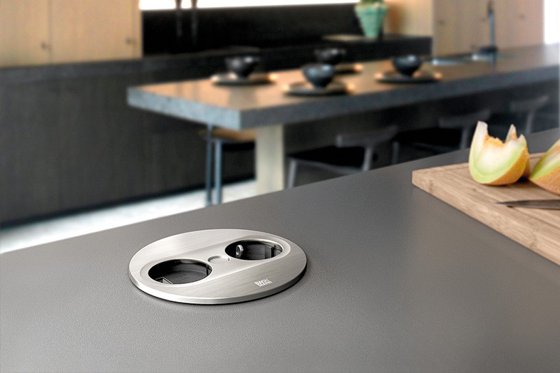 TWIST 2 - den elegante løsning med automatisk åbning med et tryk på en knap