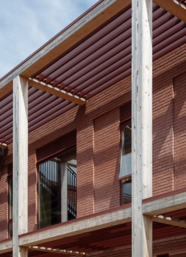 Pergola til solafskærmning
