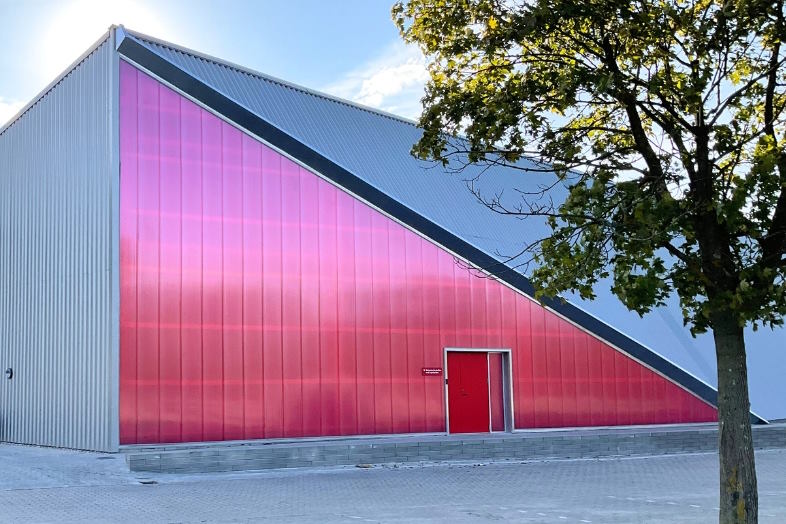 Facadepanel i rødt design