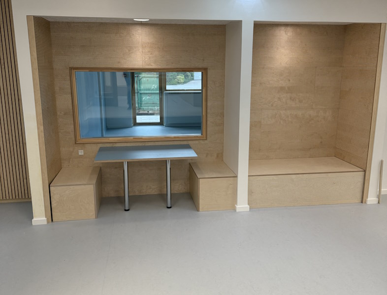 Krydsfinerplader Funder Kragelund Skole