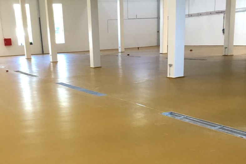 Ucrete® - en ekstremt stærk polyurethan/cement-hybrid gulvbelægning fra Sika®