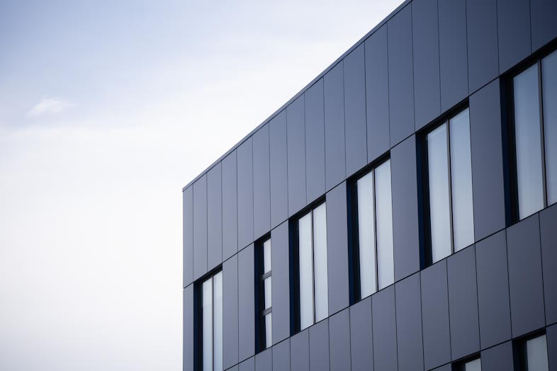 Joris Ide har leveret veldokumenterede facadeprofiler til 40.000 m2 stort BREEAM certificeret byggeri på Taulov Dry Port