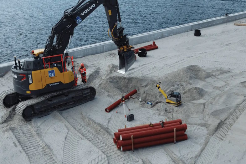 Aalborg havn viser vejen - Gennem et partnering-forløb valgte man Ultra Rib 2 Blue røret til havneudvidelsen