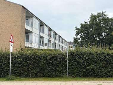 Ventilationsvinduer sender derimod den friske luft gennem de glaslag