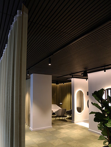 Brandhæmmende akustikpaneler til loft og væg