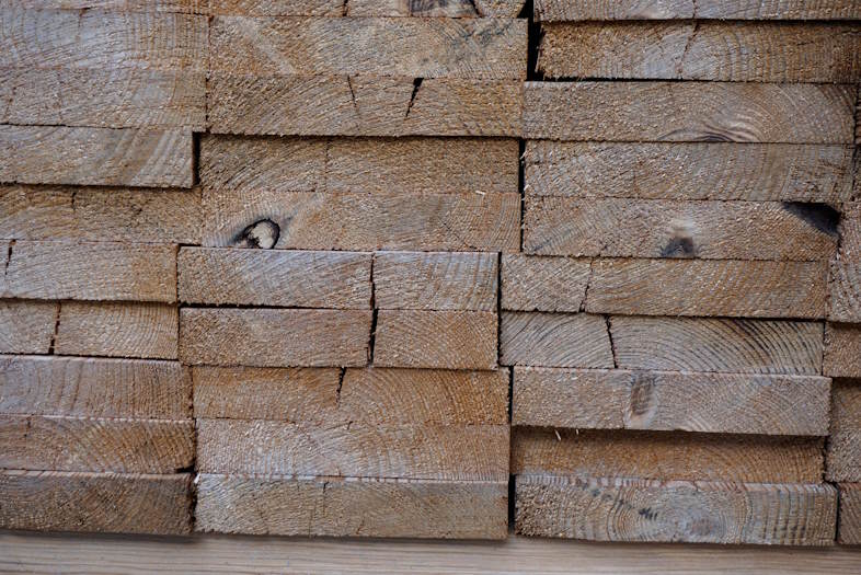 Protræ A/S er en af Danmarks største producenter af højkvalitets træprodukter til facadebeklædning