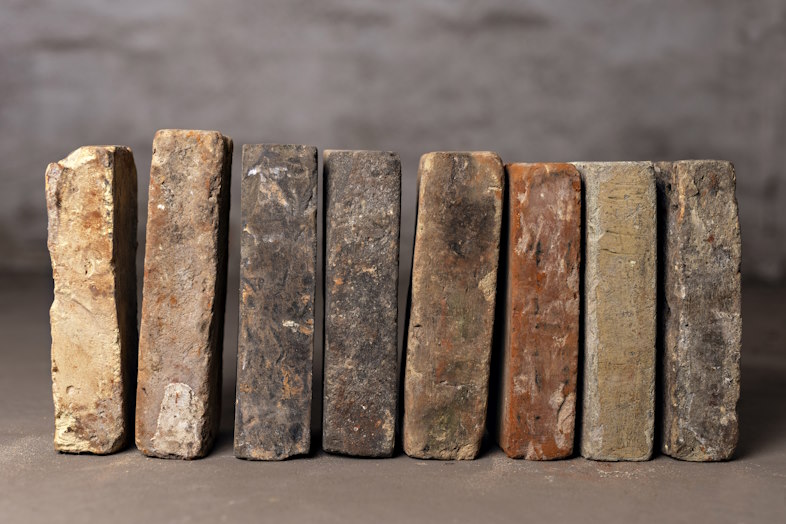 Randers Tegls Genbrugssten er mursten, der er omhyggeligt udvalgt og renset fra nedrivningsprojekter