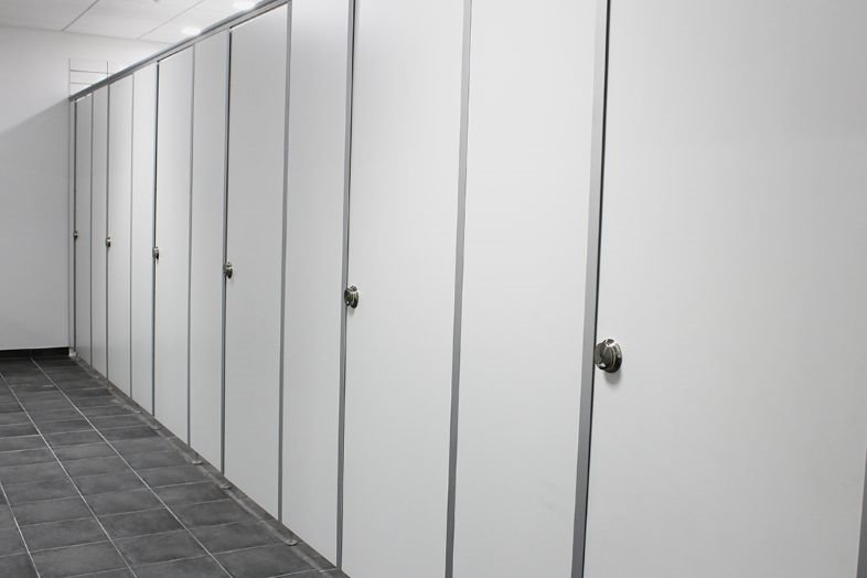 SOLENA-serien er produceret i 100% genbrugstræ