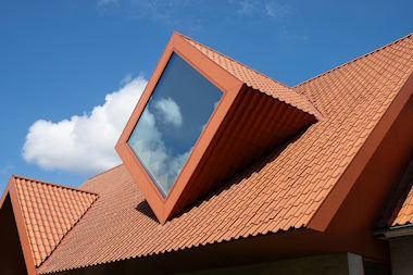 Swisspearl Zenor er en gennemfarvet fibercementplade 