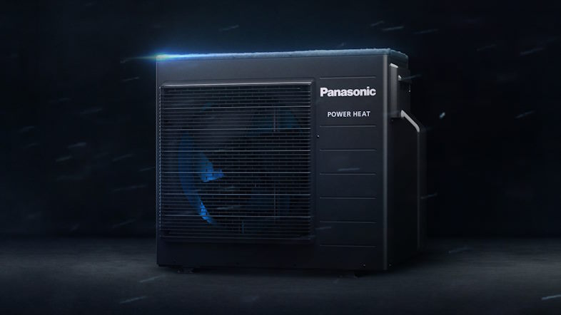 Varmepumpe med indbygget luftrensningsteknologi