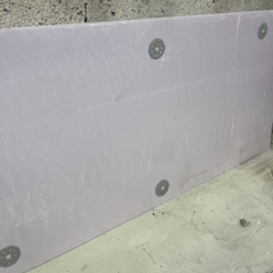 Ido-dyvel fastgøres 