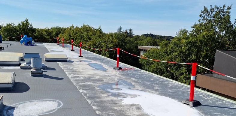 Behandling af tag med ovenlysvinduer 2