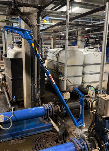 SVINGKRANER – STATIONÆRE ELLER FLYTBARE LØSNINGER