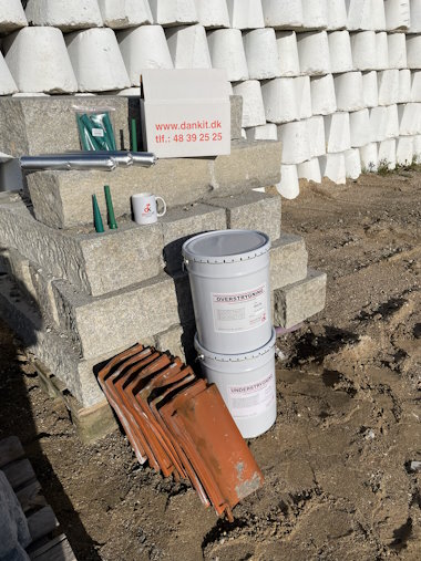 Dan-Kit ApS udvikler og producerer fugemasser i høj kvalitet