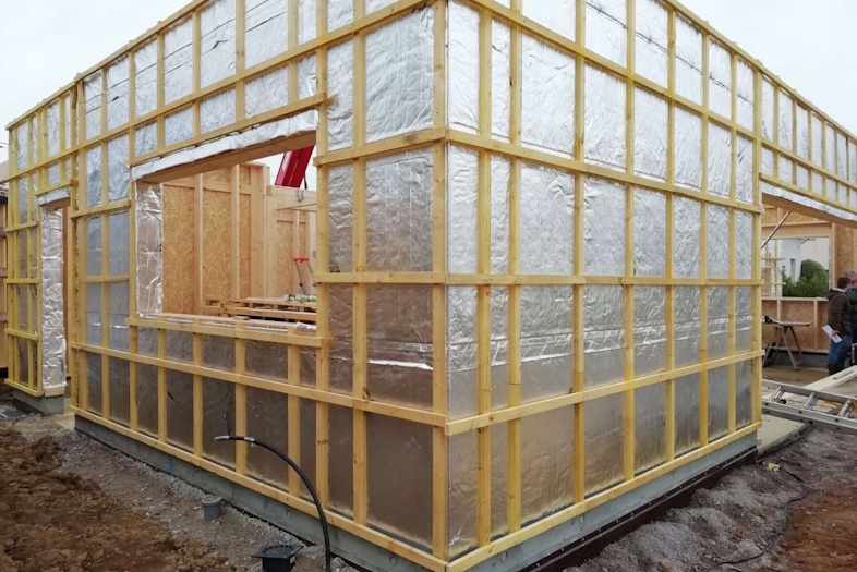  EKOguard Pro reflekterer effektivt både strålings og ledningsvarme