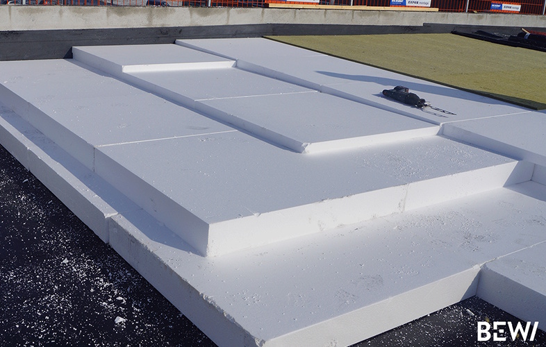 Der er adskillige fordele ved tagisolering med EPS, og BEWI har løsninger til mange forskellige tagtyper.