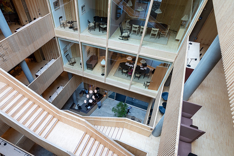 For Wallmakers er certificeringen samtidig en anledning til at genbesøge et projekt, hvor idé, materiale og håndværk smeltede sammen til noget særligt