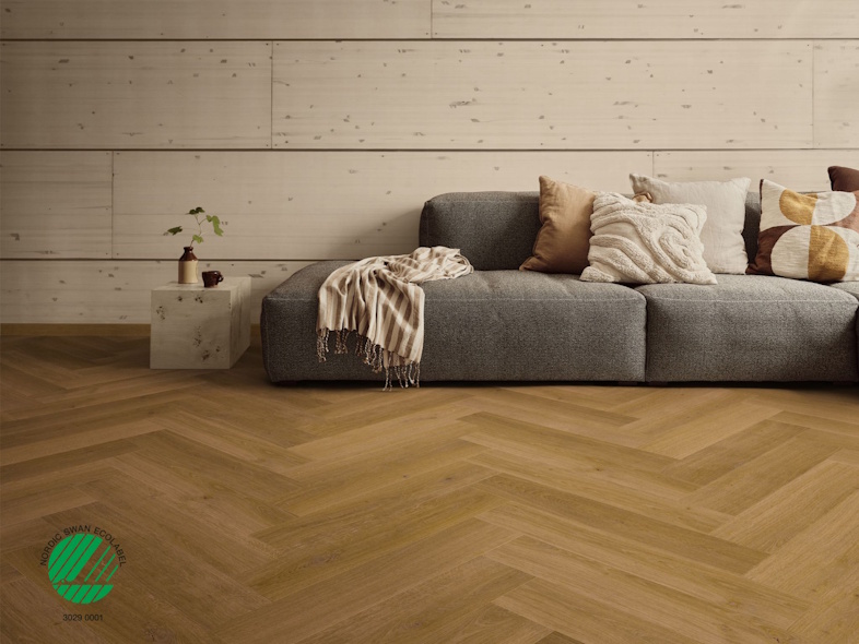 Kungshamn forener den klassiske elegance fra sildebensmønsteret med alle laminatgulvets fordele