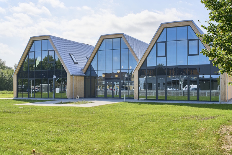 I december 2025 udnævnte magasinet BYGGERI Herningsholm Landbrugsskole 