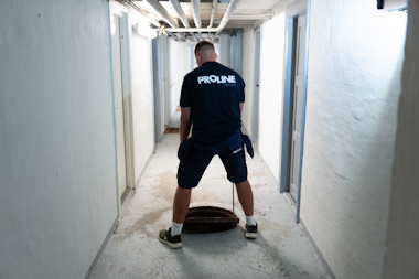 Hos Proline udfører vi også strømpeforinger af meget nedslidte faldstammer