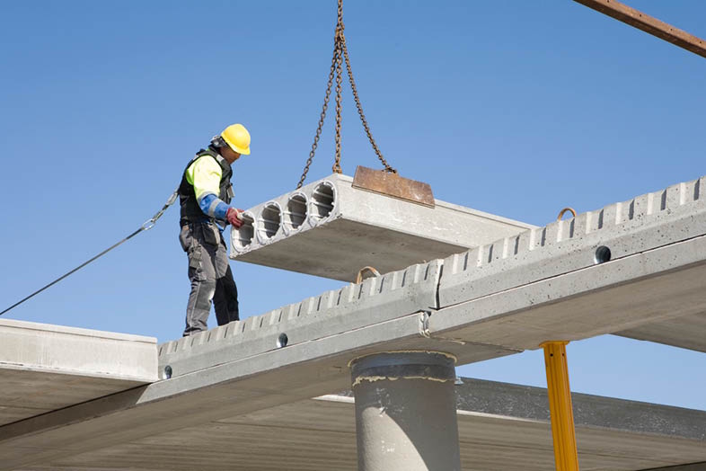 Mindre materialeforbrug og slankere konstruktioner er et krav.