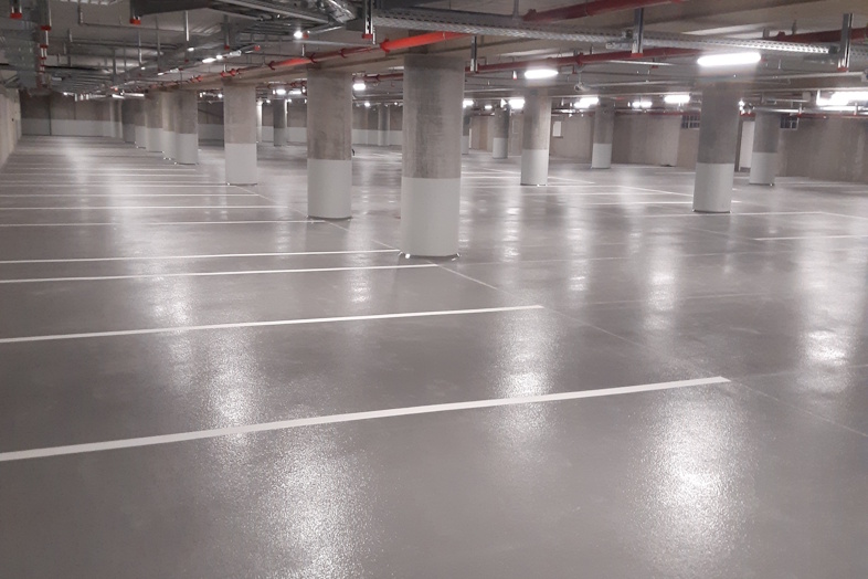 Her er et eksempel mere på Areo CarDecks membransystemer. Det er fra P-hus Kay Fiskers Plads på Amager. Her er der udlagt 8.100 m² coating.