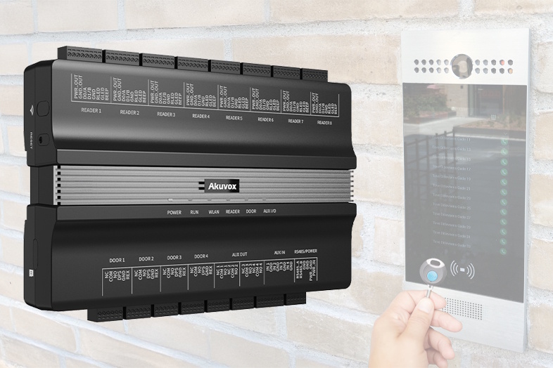 Indbygget LTE- og WiFi-forbindelse gør A095-controlleren fra Akuvox helt unik.