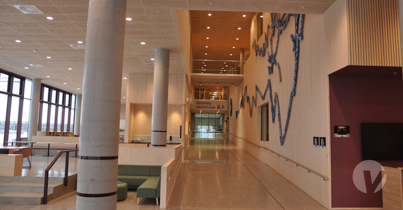 Projektet omfatter også gulvglas med integreret brandbeskyttelse