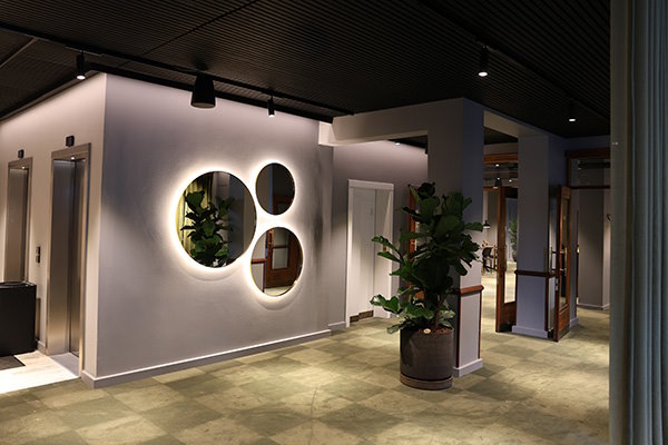 Akustik, sikkerhed og design – samlet i ét produkt