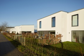 Bæredygtige dobbelthuse med tegl og puds i Ringsted